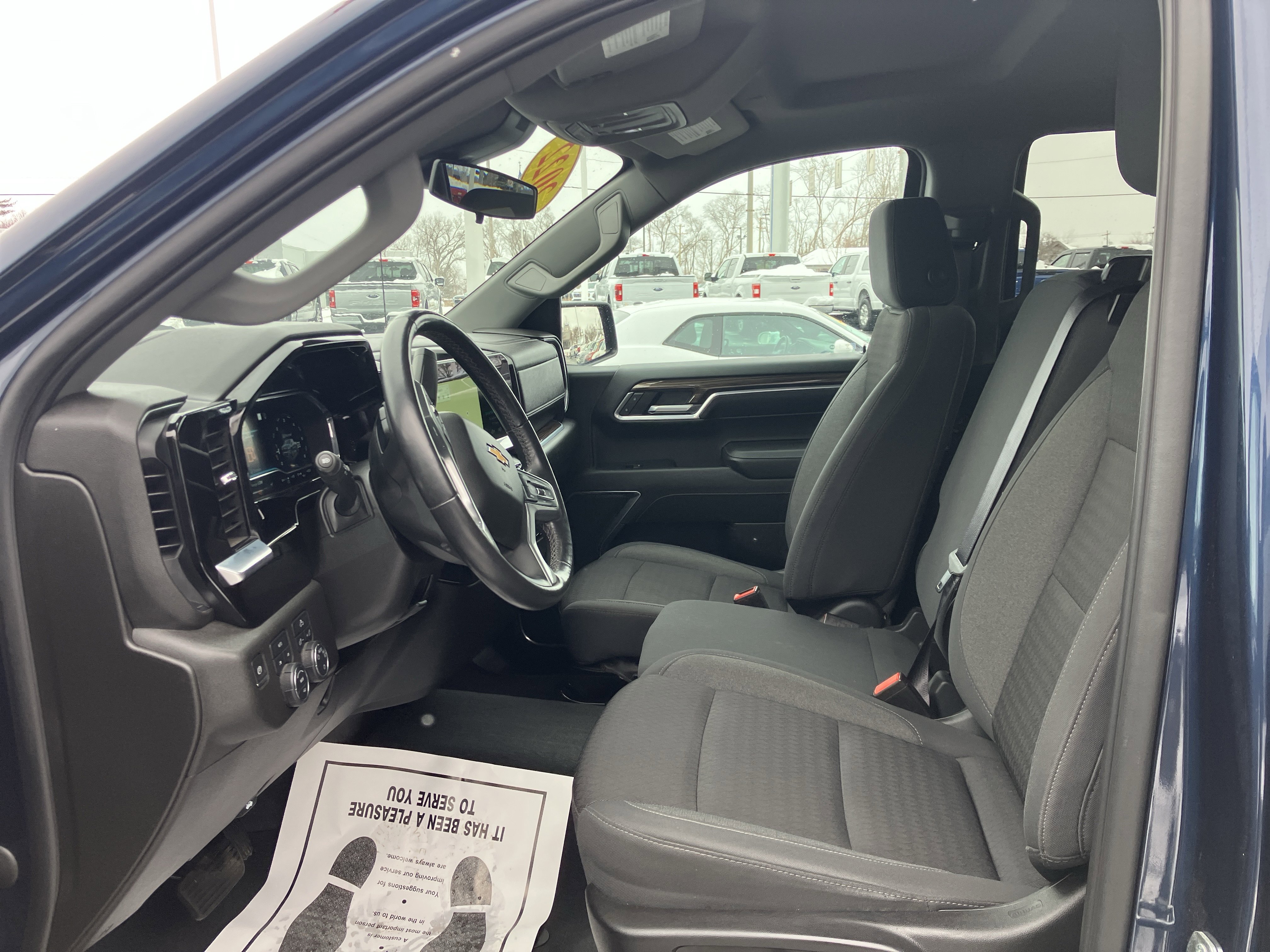 Used 2022 Chevrolet Silverado 1500 LT image 18