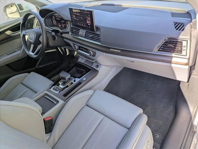 Used 2021 Audi Q5 Premium Plus w/ Premium Plus Package image 24