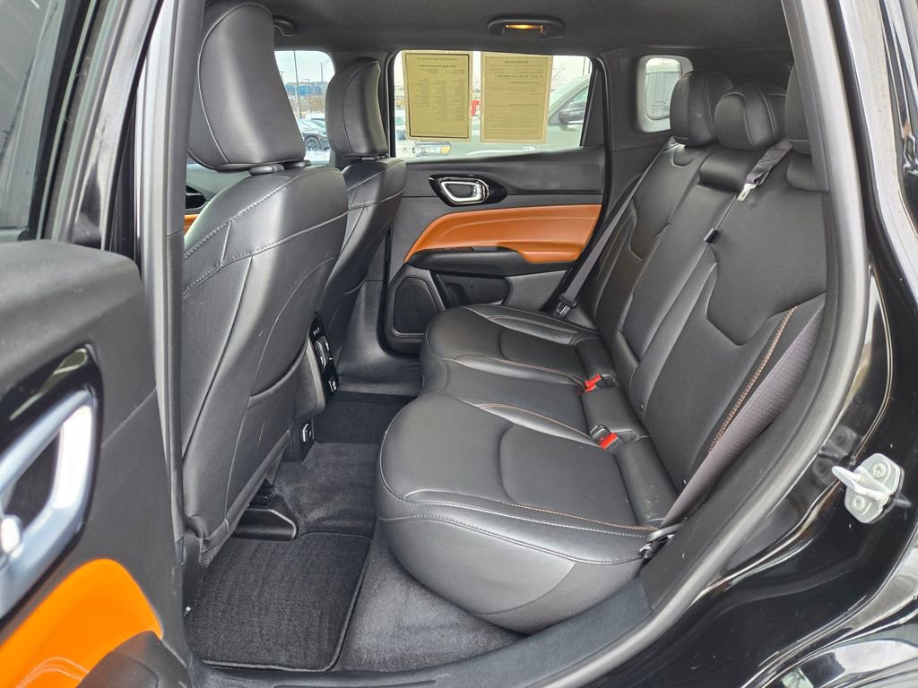 Used 2024 Jeep Compass Limited image 28