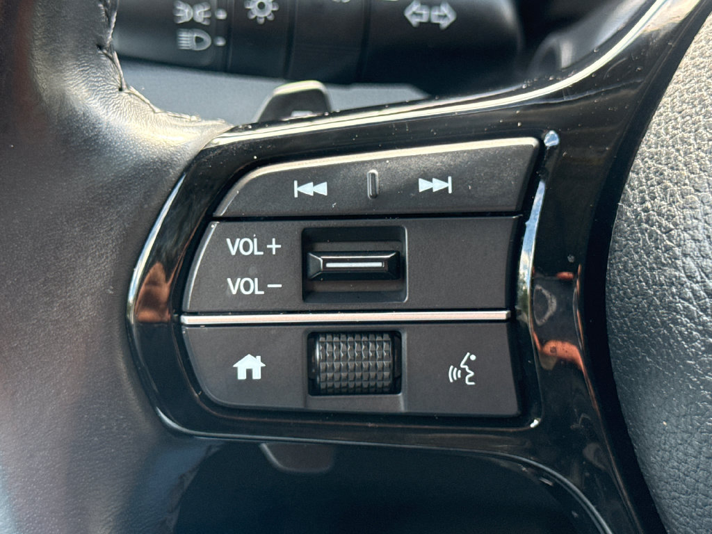 Certified 2024 Honda Pilot Touring image 30