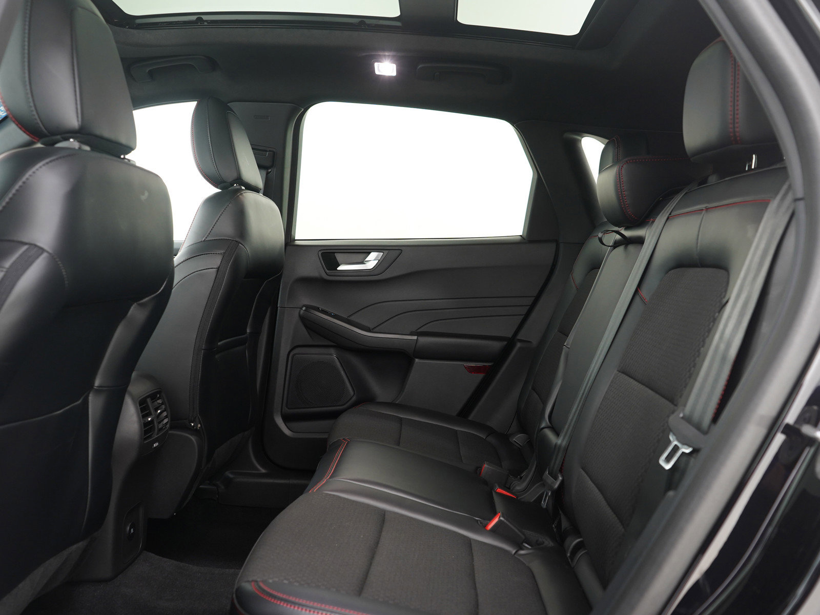 Used 2023 Ford Escape ST-Line w/ Tech Pack #1 image 19