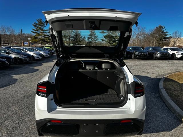 New 2026 Nissan Leaf SV+ w/ Floor Mat Package (SV+) image 11