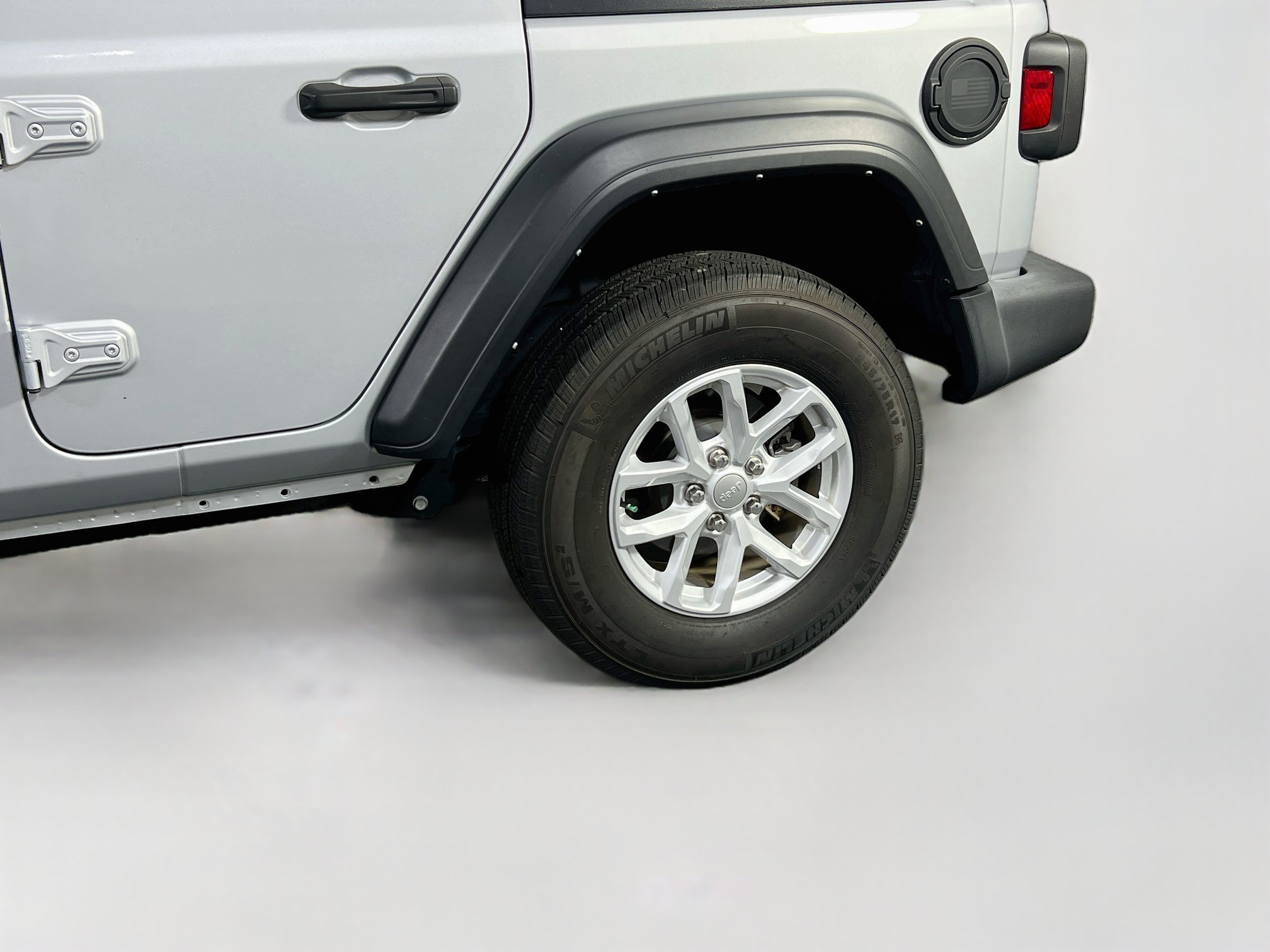 Used 2023 Jeep Wrangler Unlimited Sport AWD/4WD image 29