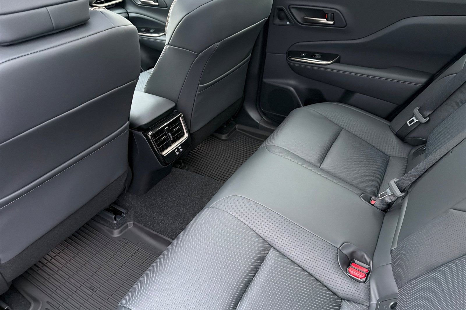 New 2026 Toyota Crown Platinum AWD/4WD image 10