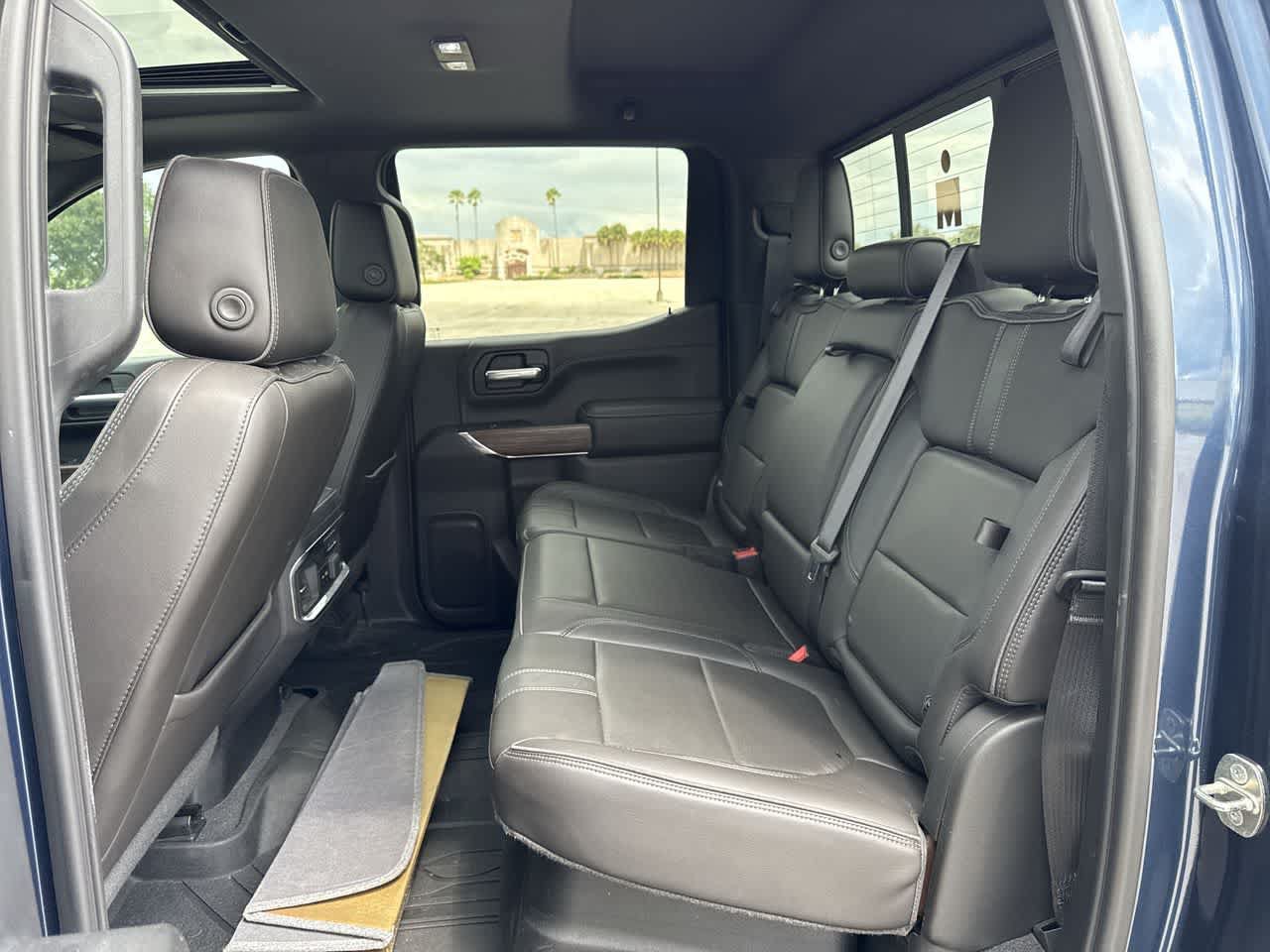 Used 2019 Chevrolet Silverado 1500 High Country w/ Technology Package RWD image 20