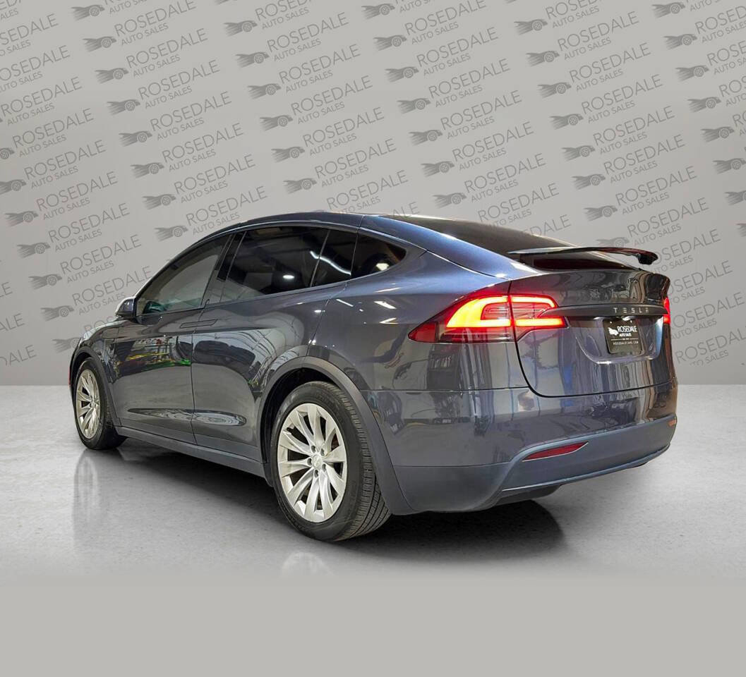 Used 2016 Tesla Model X 60D image 6