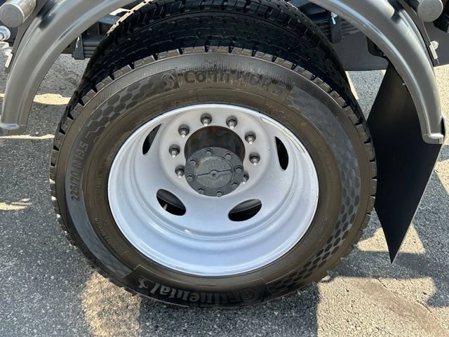 New 2026 Ford F550 4x4 Regular Cab Super Duty image 7