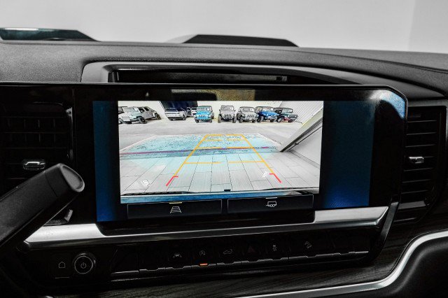 Used 2022 Chevrolet Silverado 1500 LT Trail Boss image 22