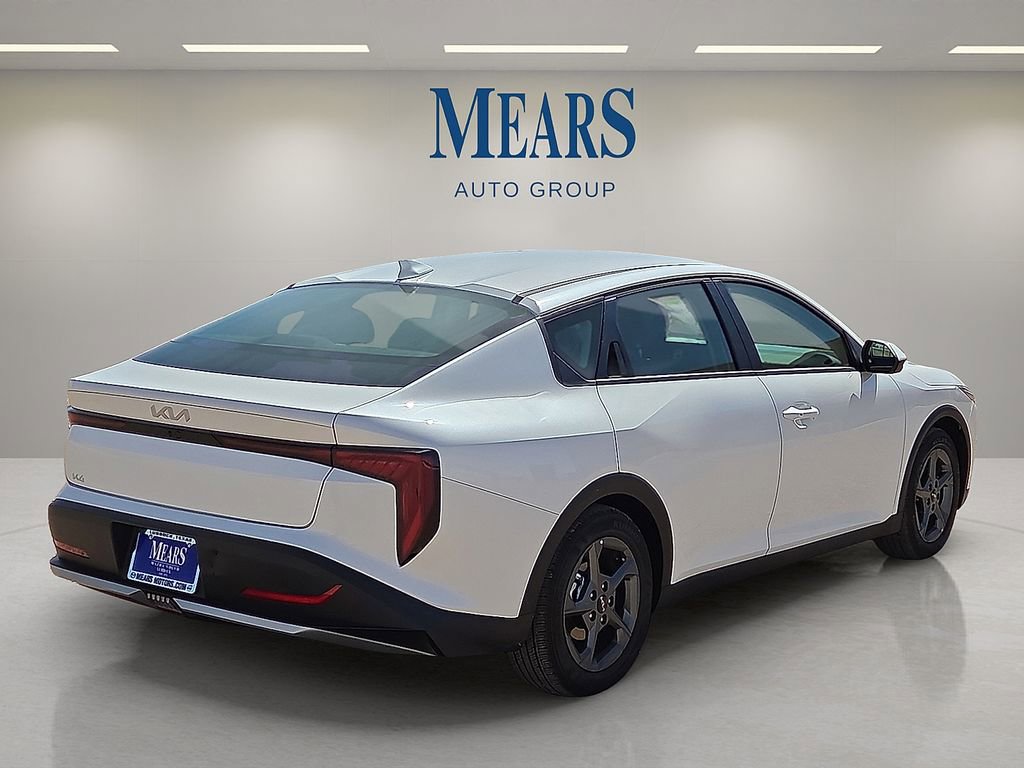 Used 2026 Kia K4 LXS image 5
