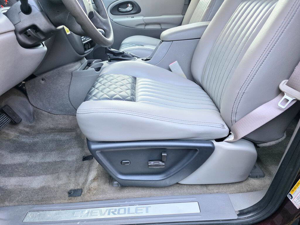 Used 2007 Chevrolet TrailBlazer LS w/ LS Preferred Equipment Group image 10