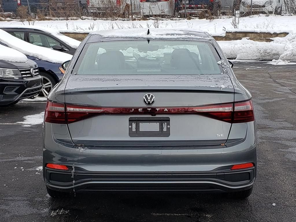 New 2026 Volkswagen Jetta SE FWD image 4