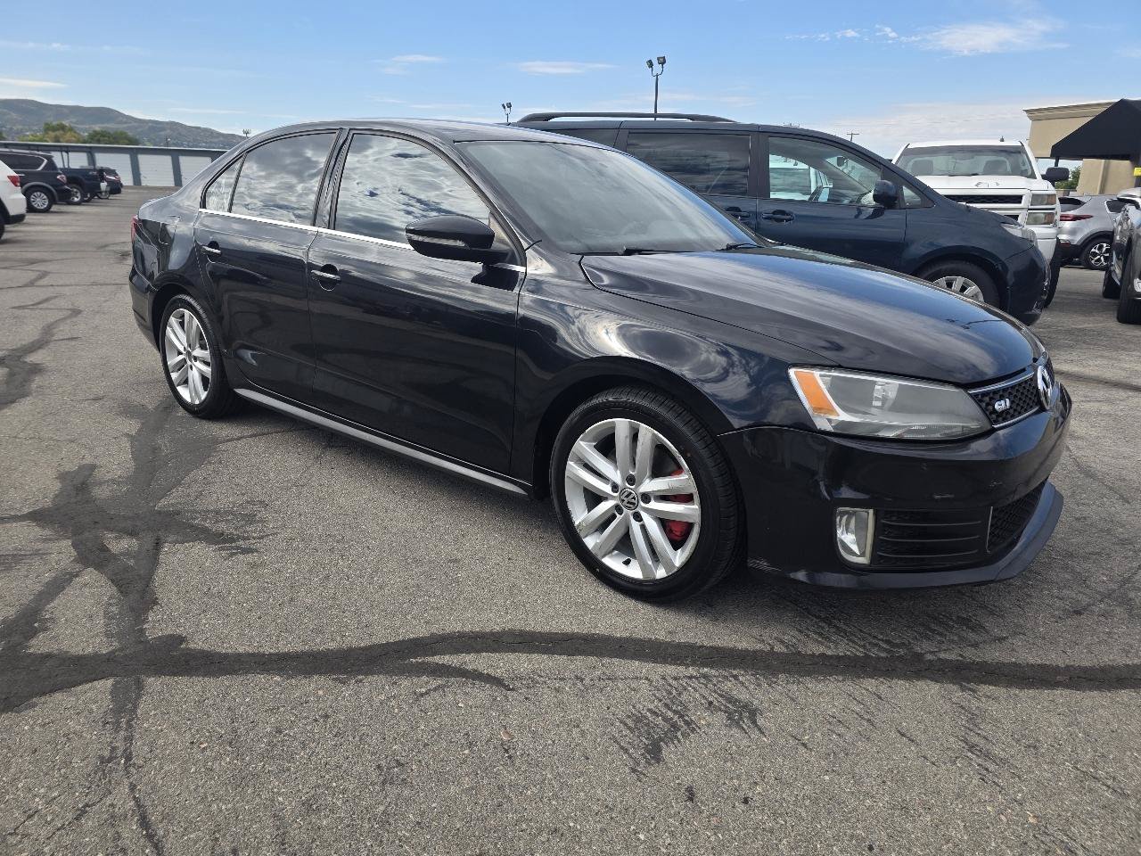 Used 2013 Volkswagen Jetta GLI FWD image 3
