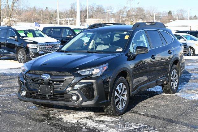 Used 2024 Subaru Outback Premium image 5