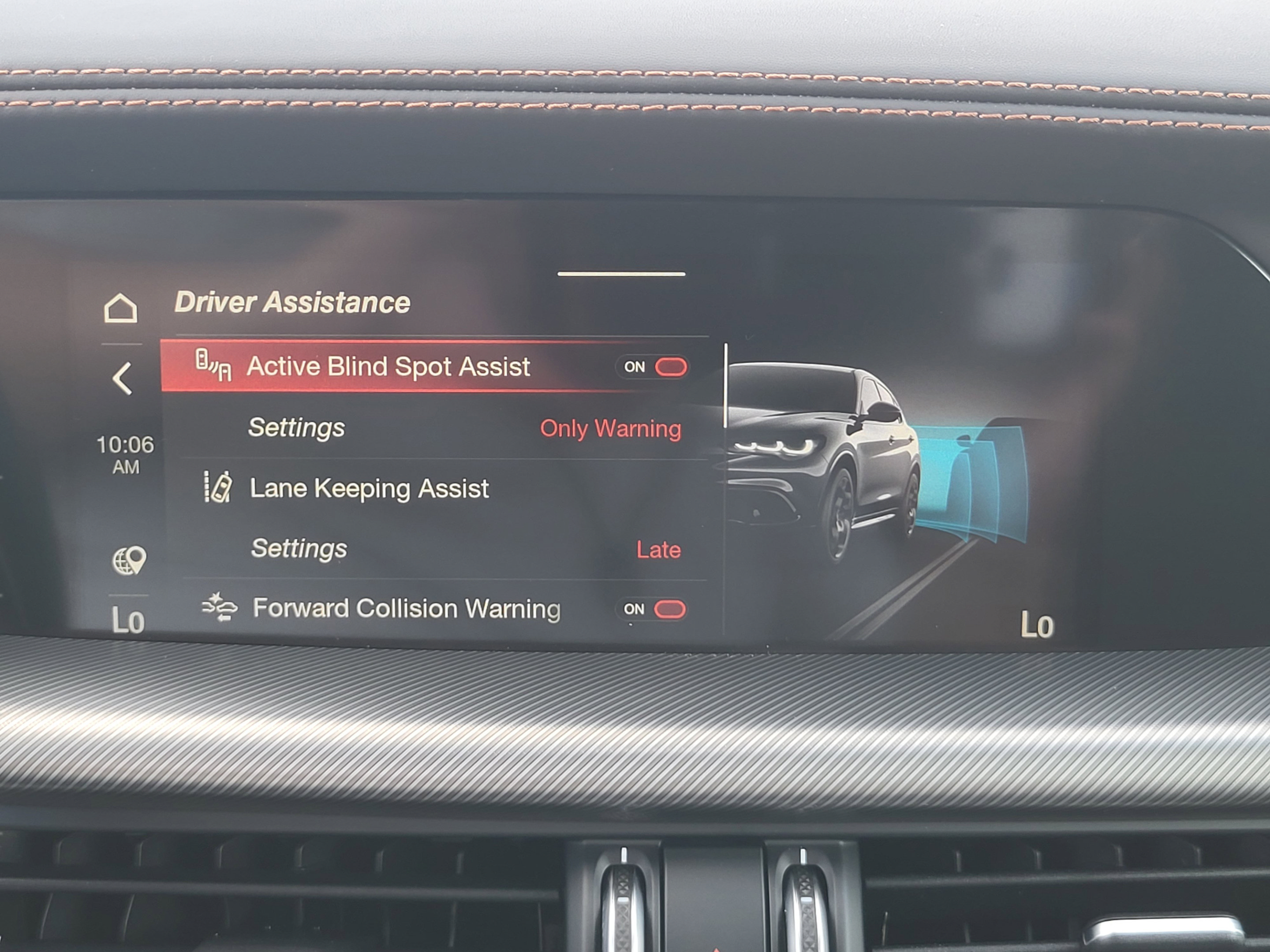 New 2025 Alfa Romeo Stelvio Sprint AWD/4WD image 19
