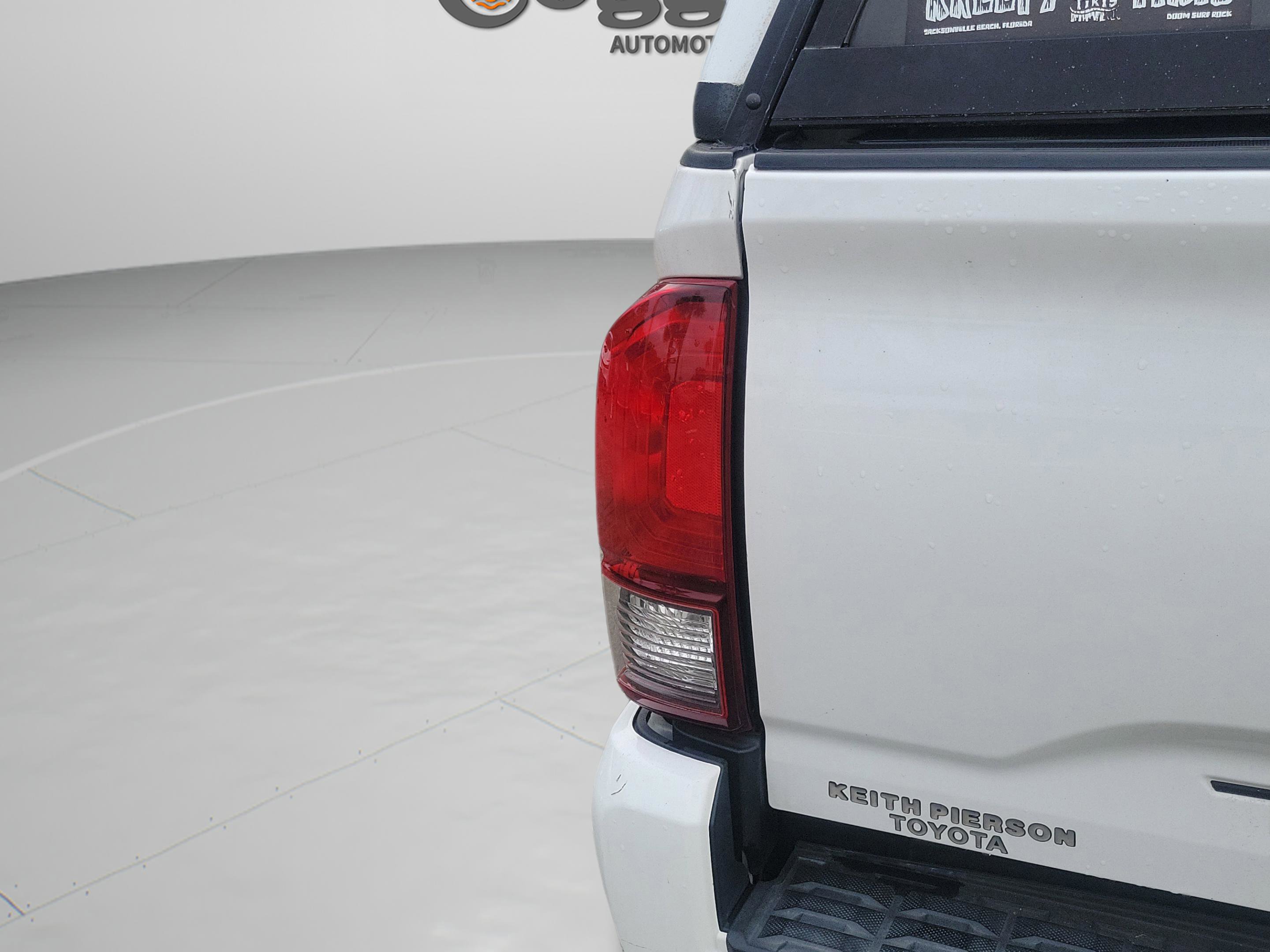 Used 2018 Toyota Tacoma TRD Sport RWD image 23