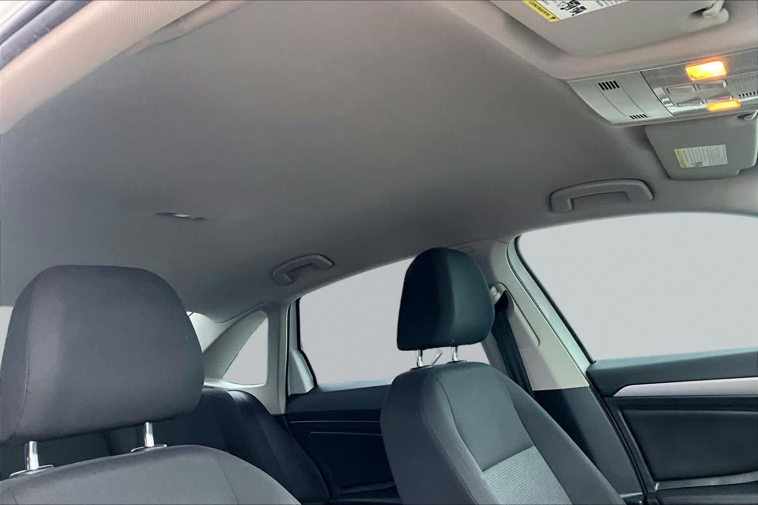 Used 2019 Volkswagen Jetta S w/ Driver Assistance Package FWD image 12