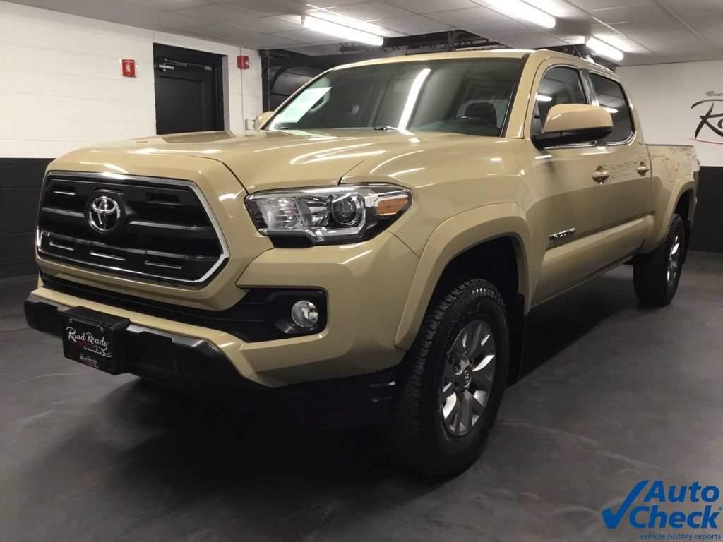 Used 2016 Toyota Tacoma SR5 w/ SR5 Appearance Package (SN) AWD/4WD image 5