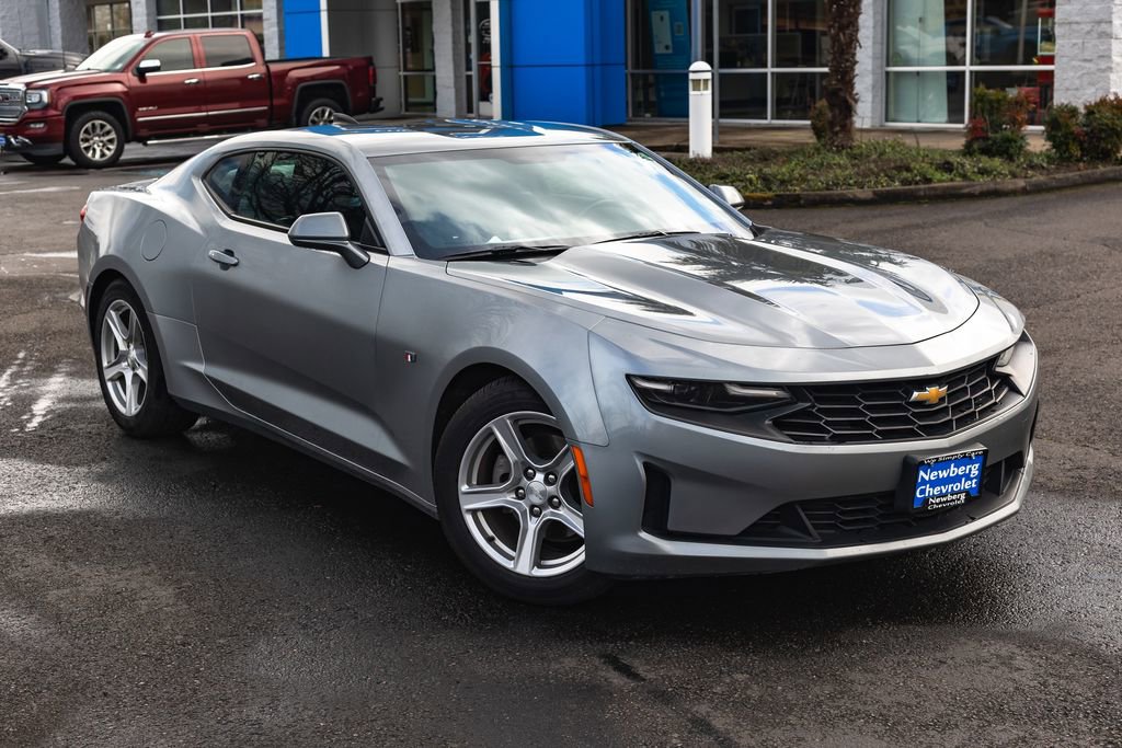 Used 2023 Chevrolet Camaro LT image 2