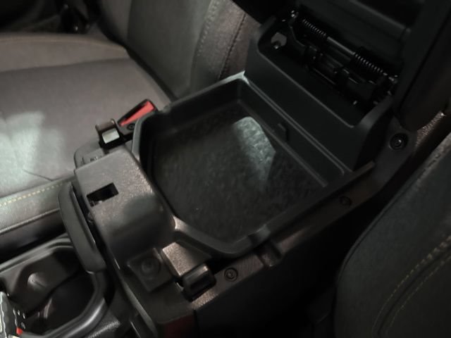 Used 2025 Jeep Wrangler Unlimited Sport AWD/4WD image 12