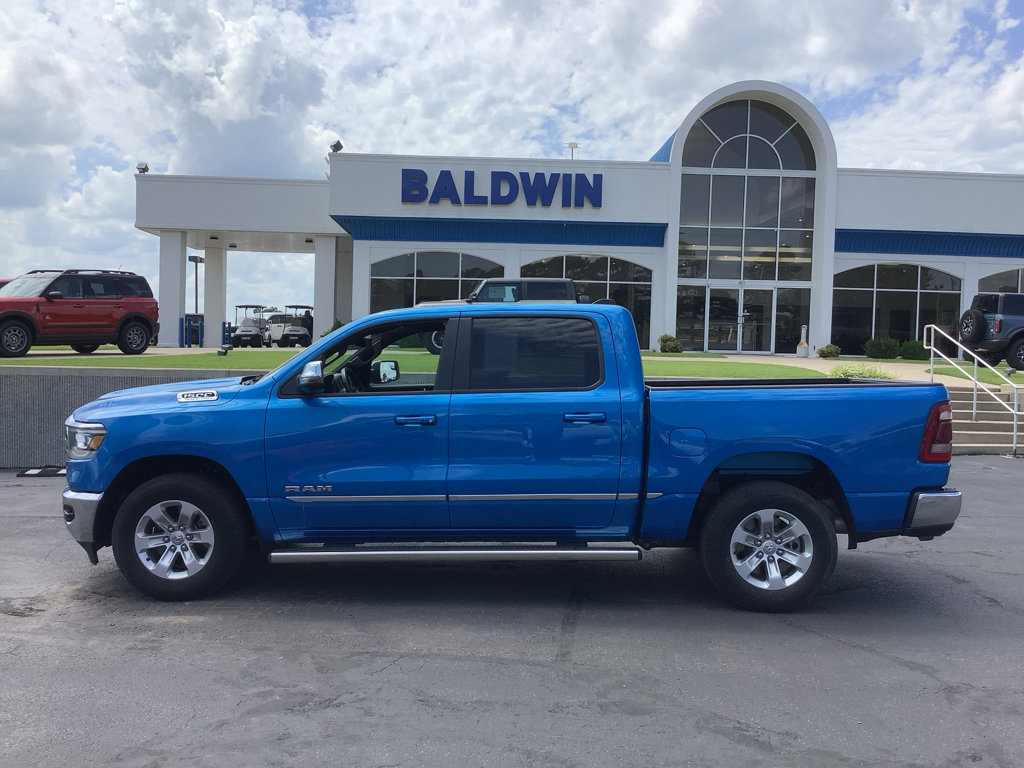 Used 2024 RAM 1500 Laramie image 4