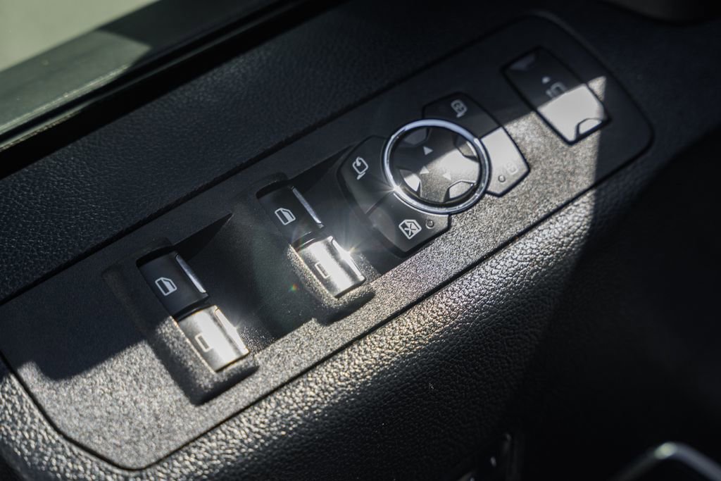 Used 2018 Ford F350 Lariat w/ Lariat Ultimate Package image 41