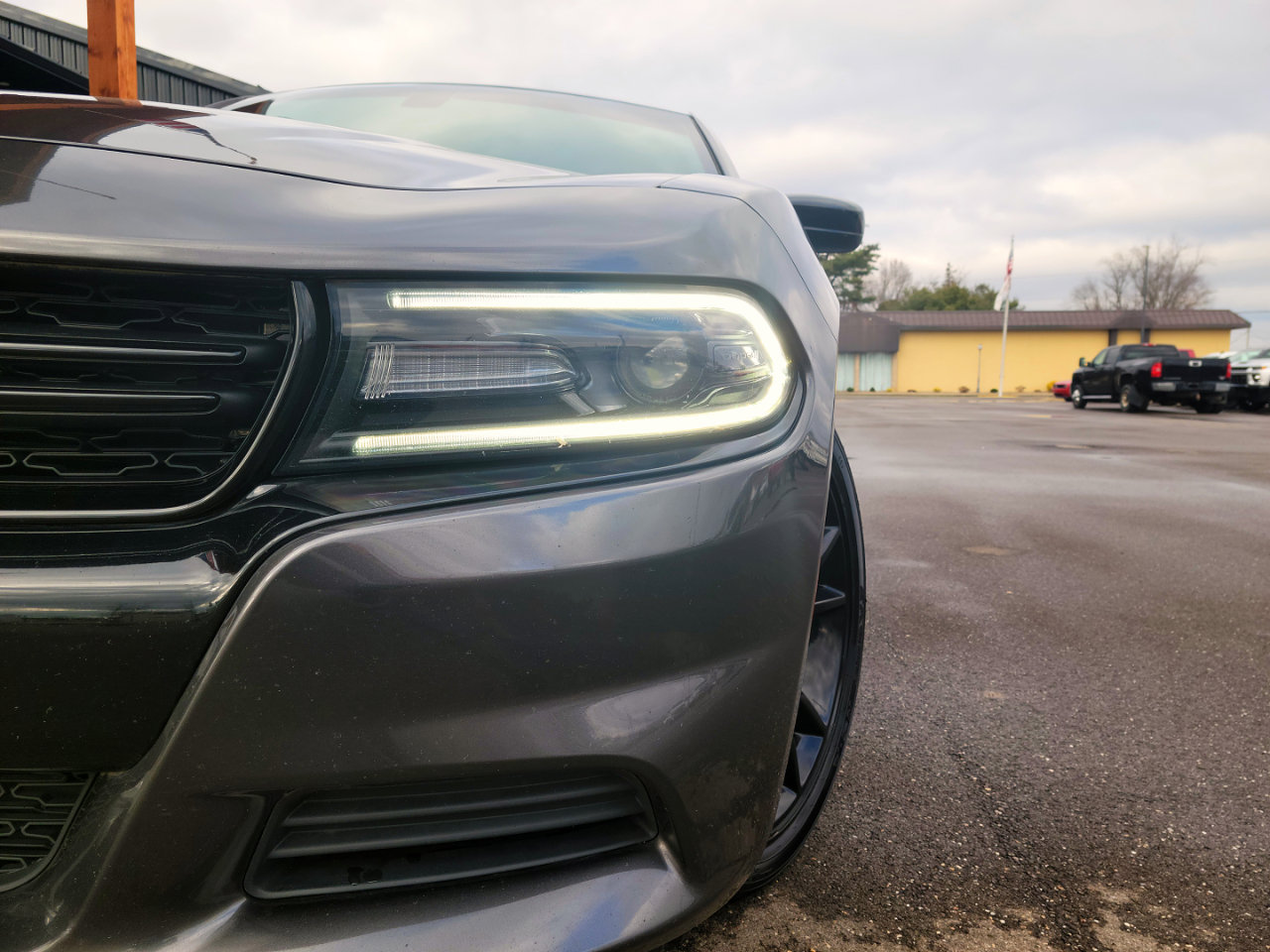 Used 2018 Dodge Charger SXT w/ Blacktop Package image 19
