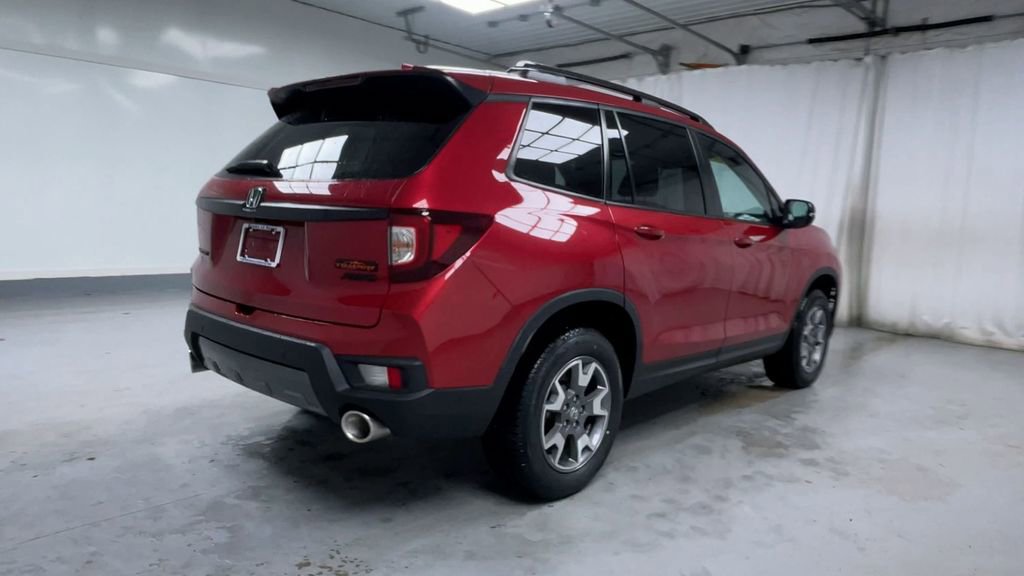 Used 2023 Honda Passport TrailSport image 8