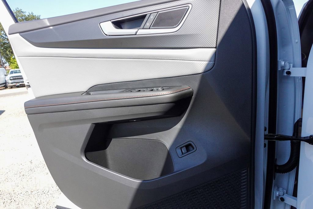 New 2026 Volkswagen Atlas Peak Edition image 15