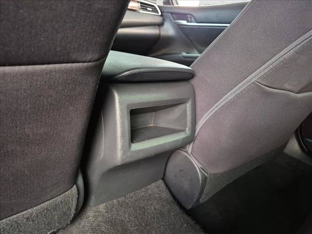 Used 2018 Toyota Camry LE FWD image 23
