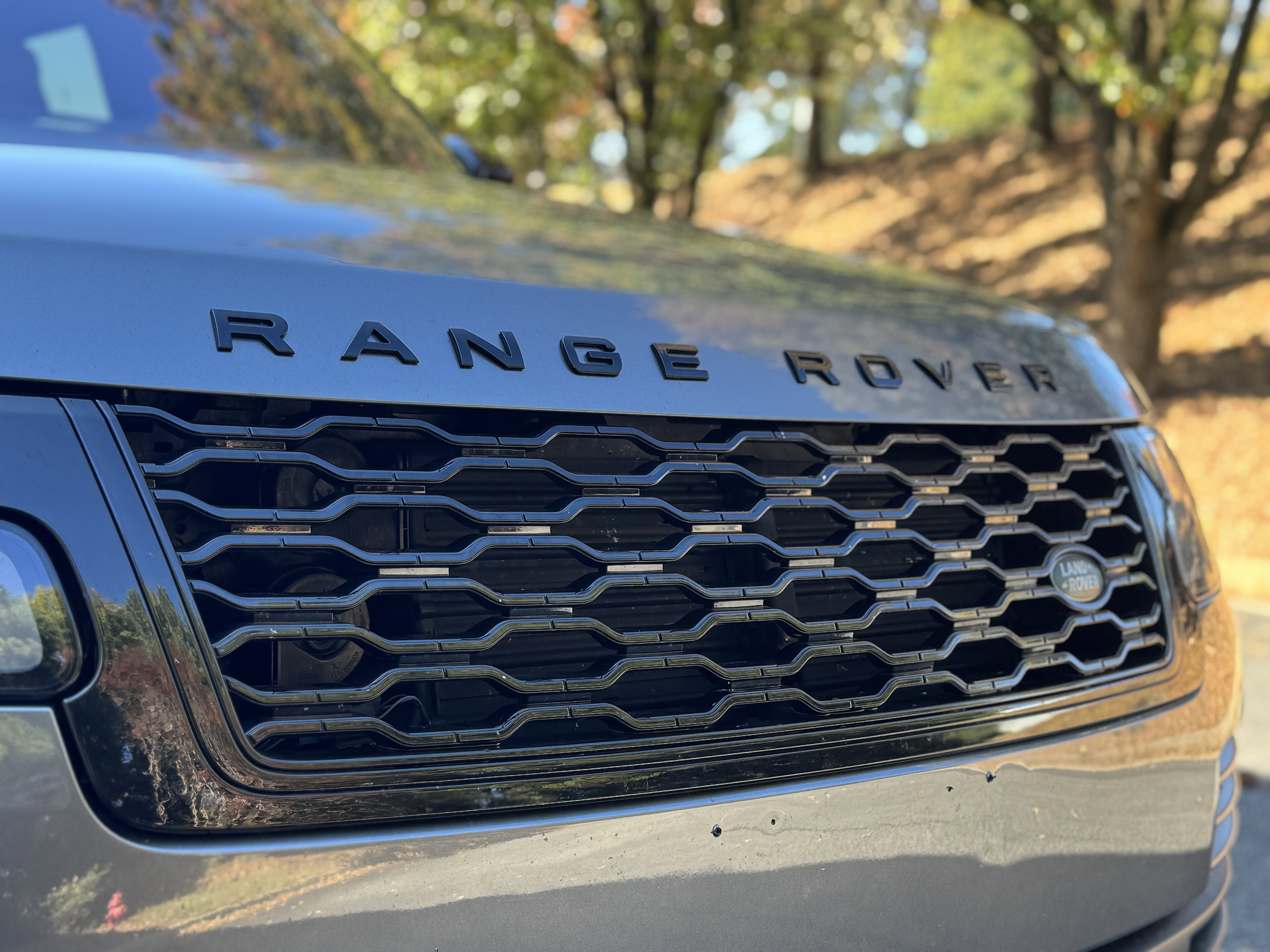 Used 2018 Land Rover Range Rover HSE image 13