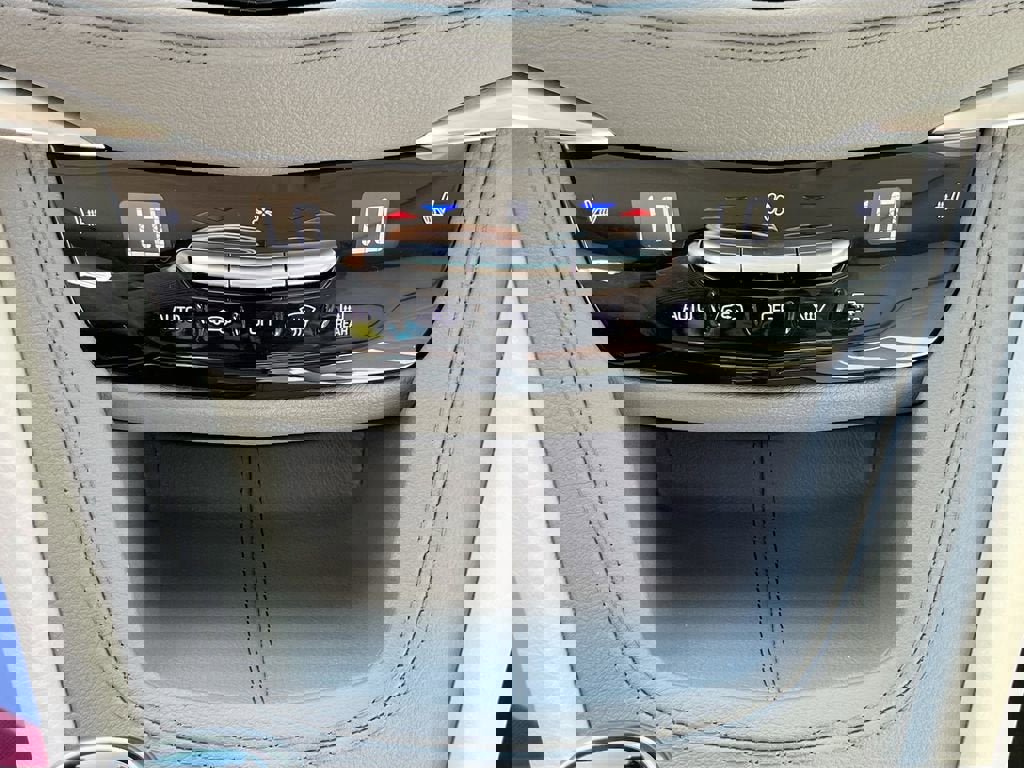 New 2025 Cadillac XT5 Premium Luxury w/ Technology Package image 16