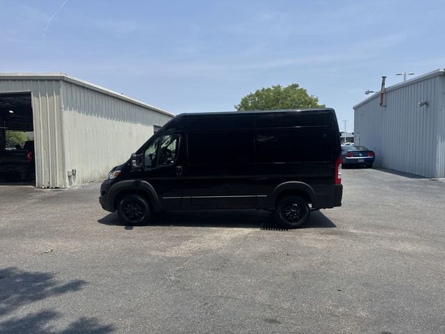 Used 2023 RAM ProMaster 2500 w/ Black Appearance Package FWD image 8