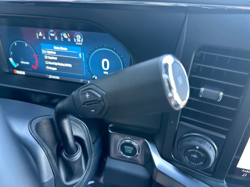 New 2025 Ford F350 Lariat w/ Lariat Ultimate Package image 29