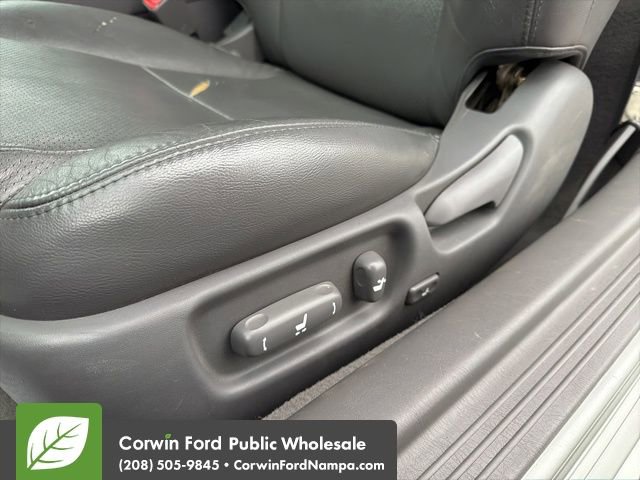 Used 2006 Toyota Solara Convertible image 26