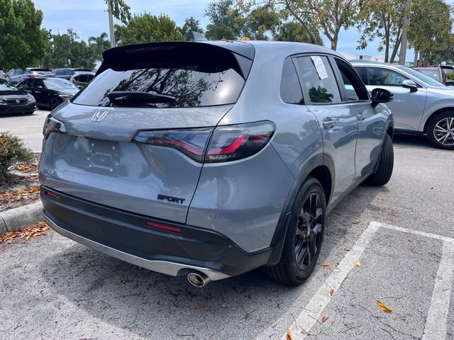 Used 2023 Honda HR-V Sport image 6