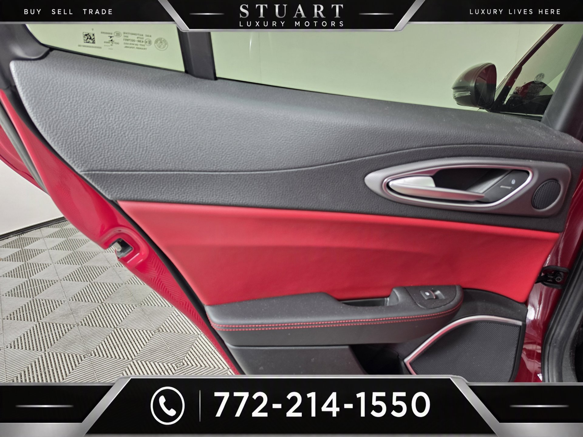 Used 2019 Alfa Romeo Giulia Ti Sport w/ Quick Order Package 22U Sport RWD image 26