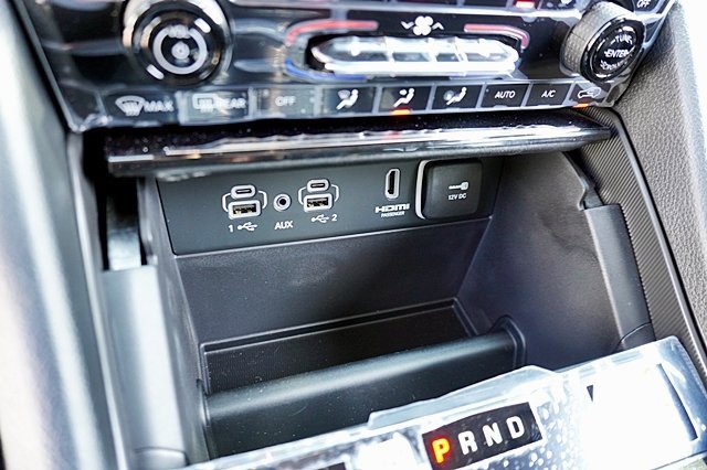 New 2023 Jeep Grand Cherokee Limited 4xe image 34