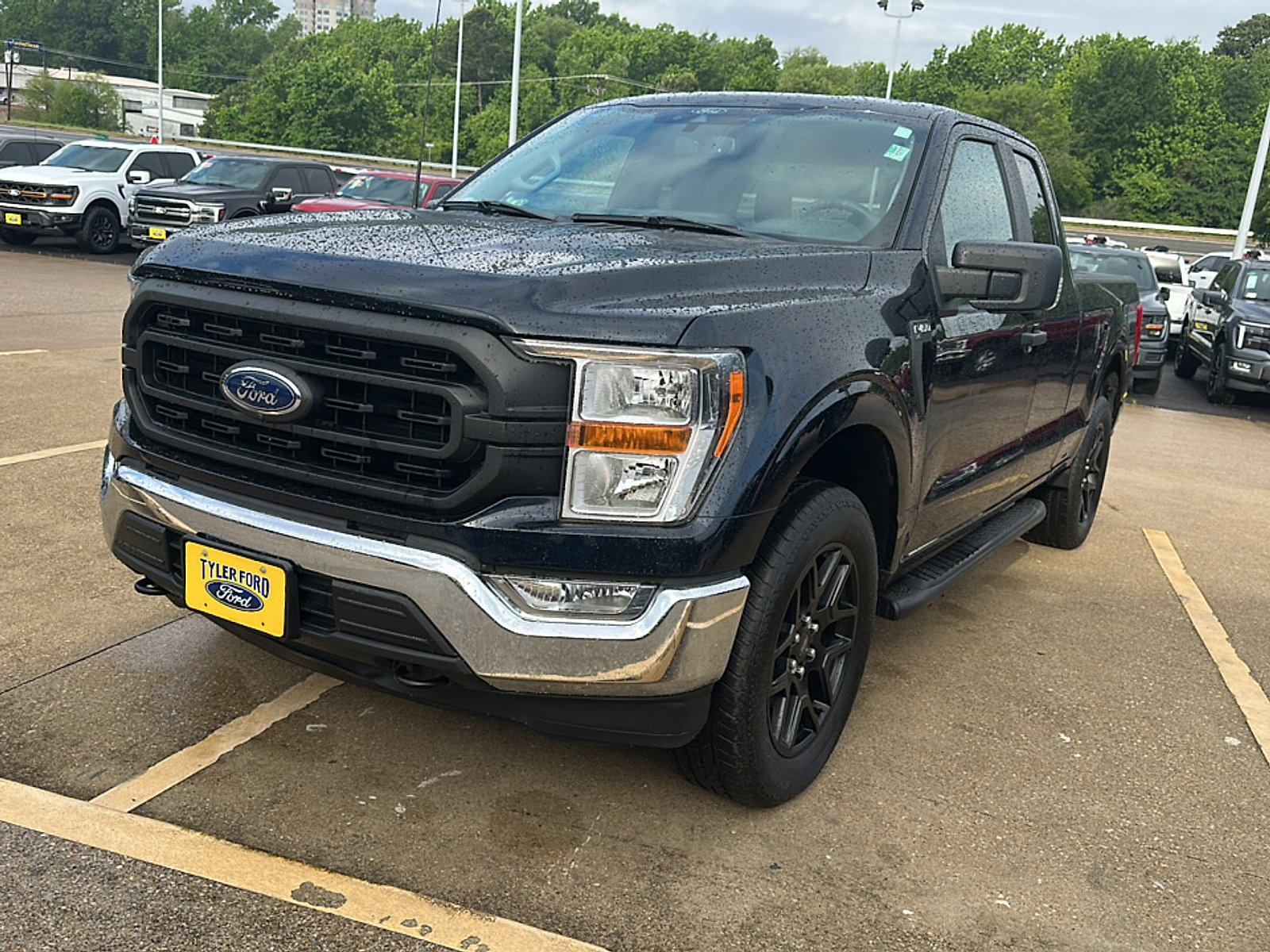 Used 2021 Ford F150 XL w/ Equipment Group 101A High AWD/4WD image 3