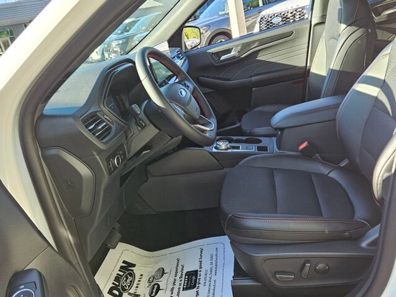 New 2026 Ford Escape ST-Line image 7