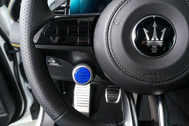 New 2026 Maserati Grecale Modena image 10