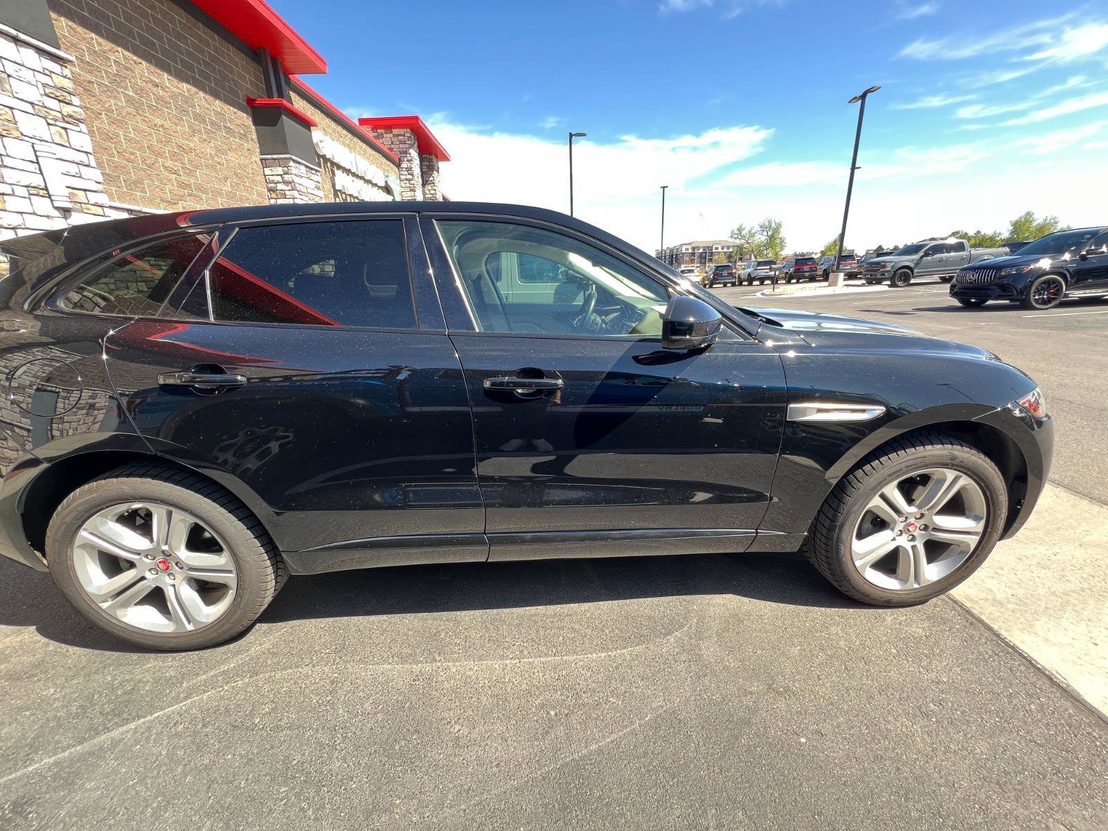 Used 2017 Jaguar F-PACE R-Sport AWD/4WD image 2