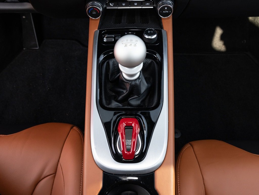 Used 2025 Lotus Emira image 37