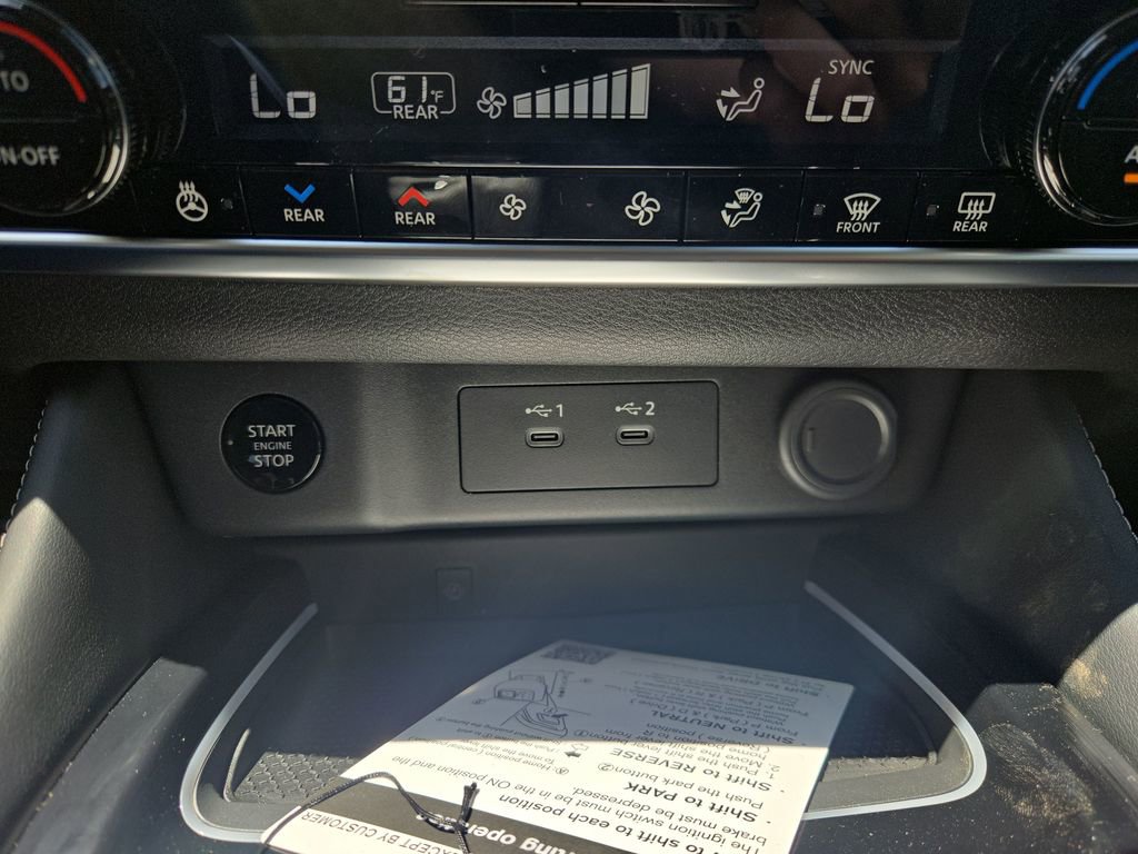 New 2026 Nissan Rogue Platinum w/ Platinum Premium Package AWD/4WD image 30