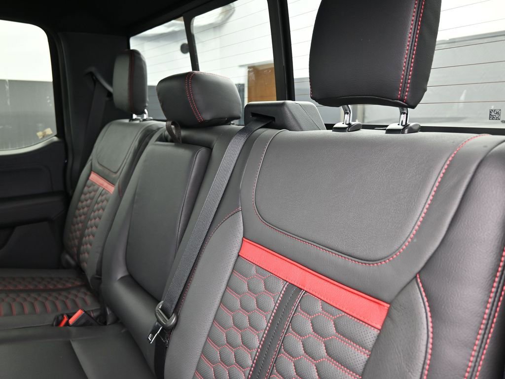 New 2025 Ford F150 Lariat w/ Equipment Group 502A High image 19