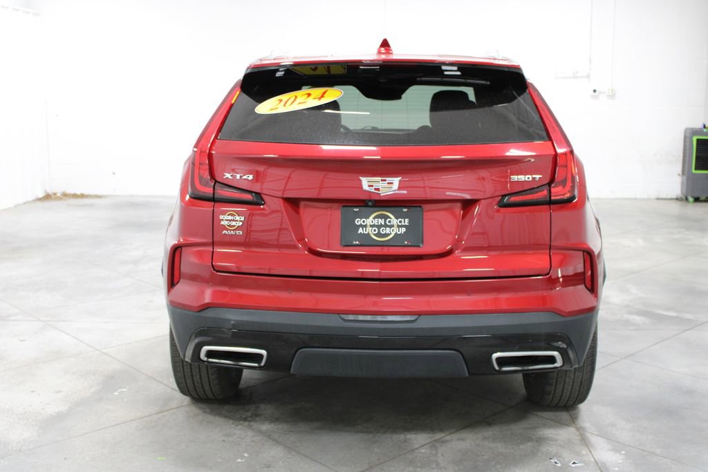 Used 2024 Cadillac XT4 Premium Luxury image 8
