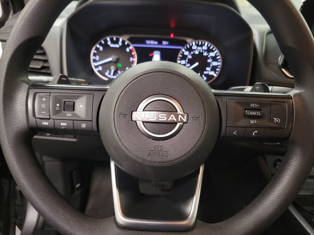 Used 2024 Nissan Rogue S AWD/4WD image 17