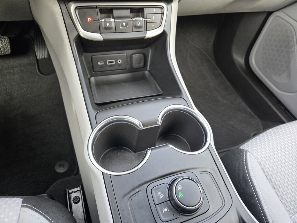 Used 2024 GMC Terrain SLE w/ Fleet Convenience Package image 18