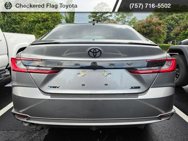 Used 2025 Toyota Camry XSE FWD image 5
