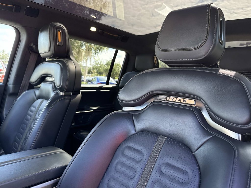 Used 2024 Rivian R1S Adventure Dual AWD/4WD image 24