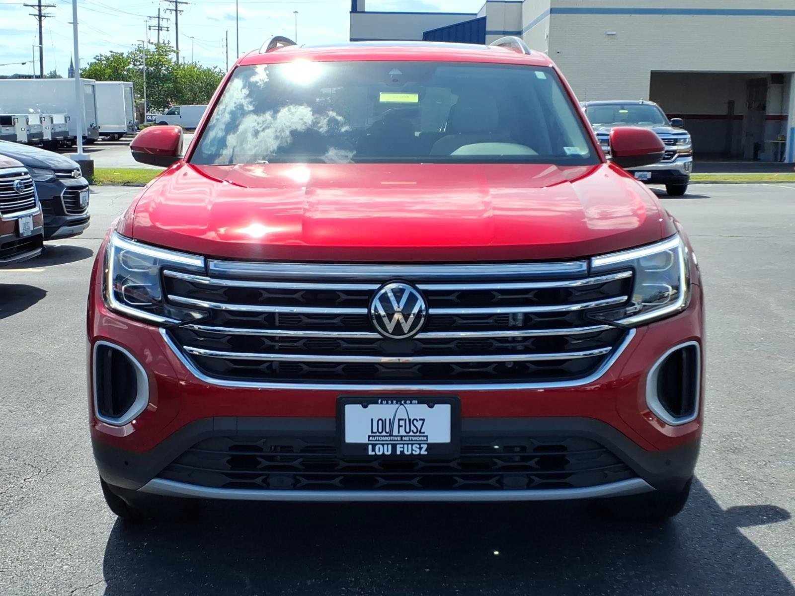 Used 2025 Volkswagen Atlas SE FWD image 32